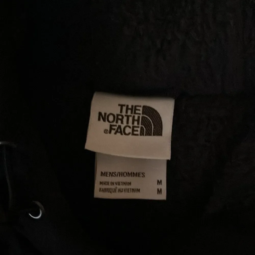 The North Face Men's Cuchillo Insulated 2.0 Full Zip Hoodie in Blackk Size M